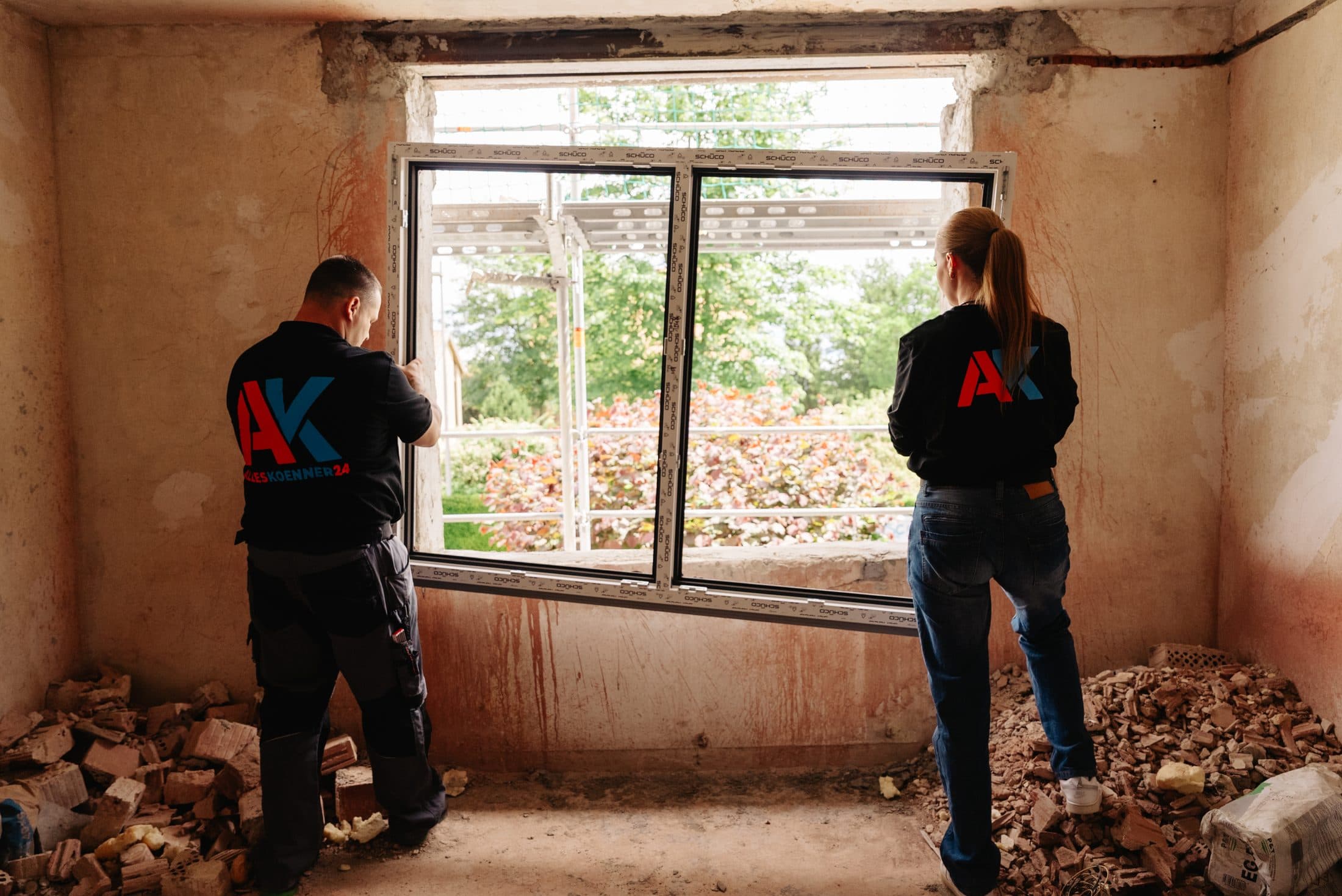 Fensterdichtung erneuern – typischer Einsatz (Symbolbild)