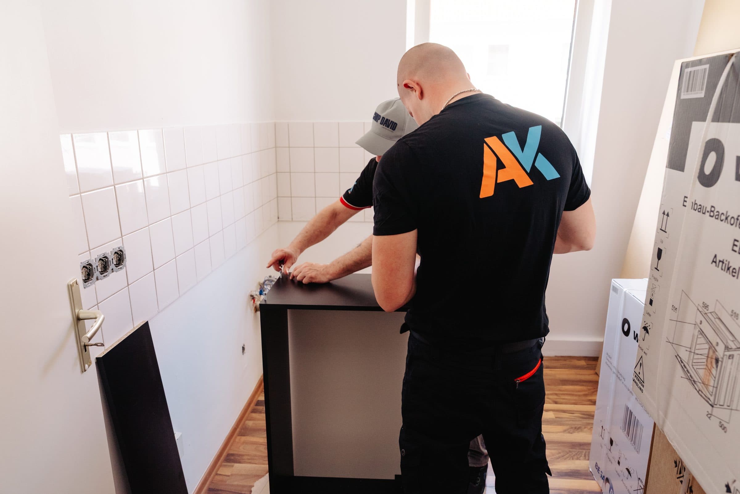 Zuhause in Potsdam – Küche und Wohnraum im Einsatz